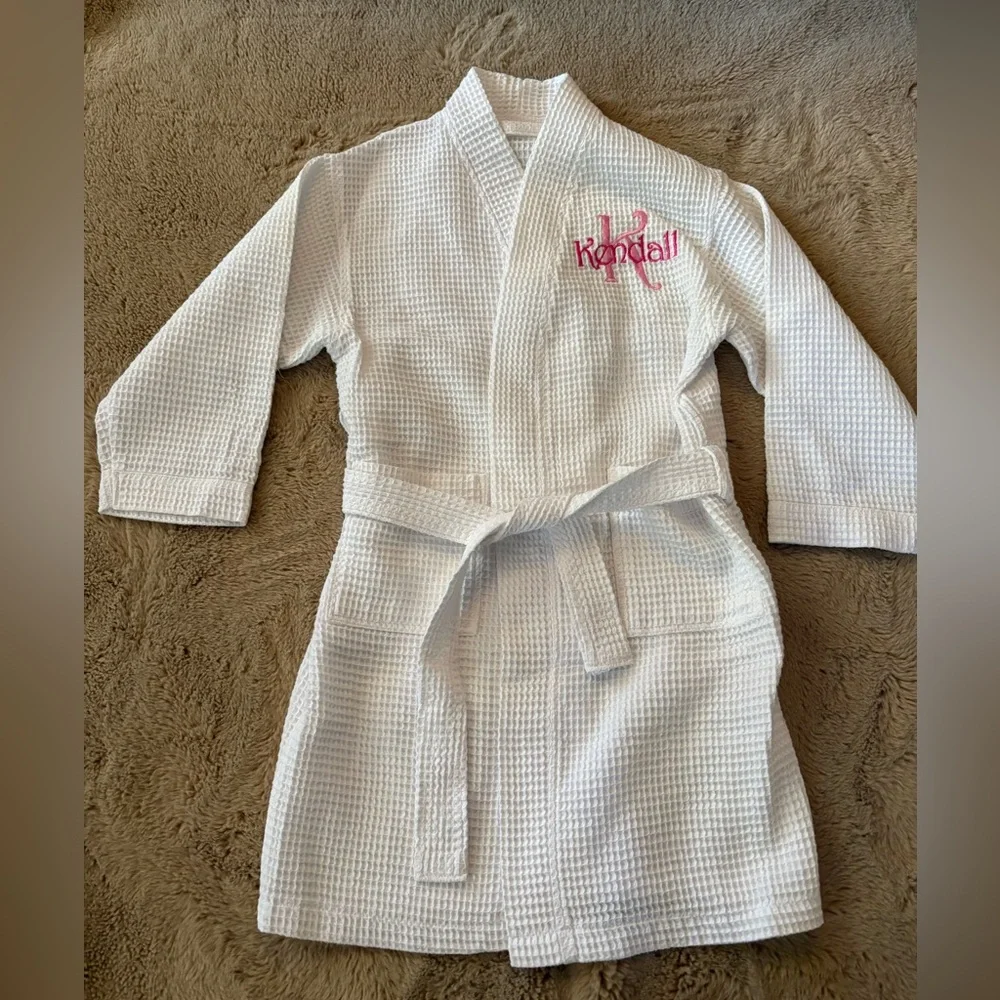 “Kendall” personalized robe, girls M